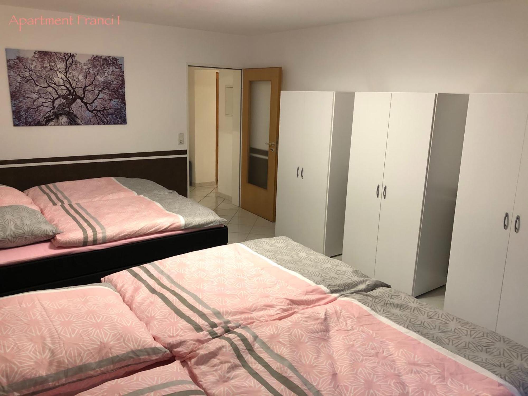 Wiebelskirchen Apartment Franci מראה חיצוני תמונה